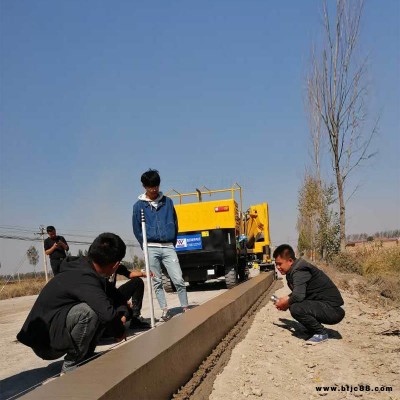 高速公路路沿石一次現澆滑膜成型機全自動路沿石滑膜成型機廠家